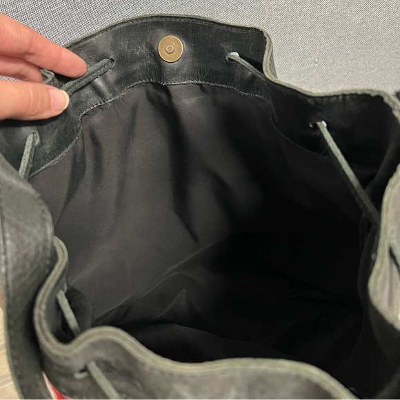 Mama Ashu Wool and Leather Bucket Bag - Picture 6 of 11